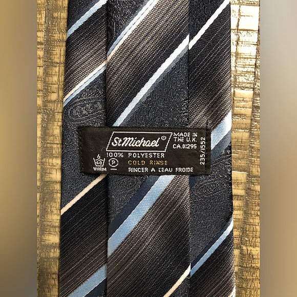 St Micheal Tie - Picture 2 of 2